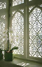 Load image into Gallery viewer, Moorish Leaves Pattern Sample